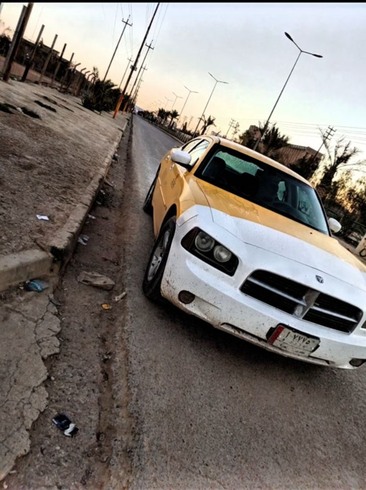 سلام عليكم 
جارجر 2010 للبيع مكان موصل كير ومحرك واكسن شرط طخم تواير،،  تدفئا تبريد شرط كشنات كهربائي‏ شرط التحول بيها باب مبدل سعر 100وبيها مجال سياره نضيفه وشوف العين للتواصل *********** متوفر واتساب
