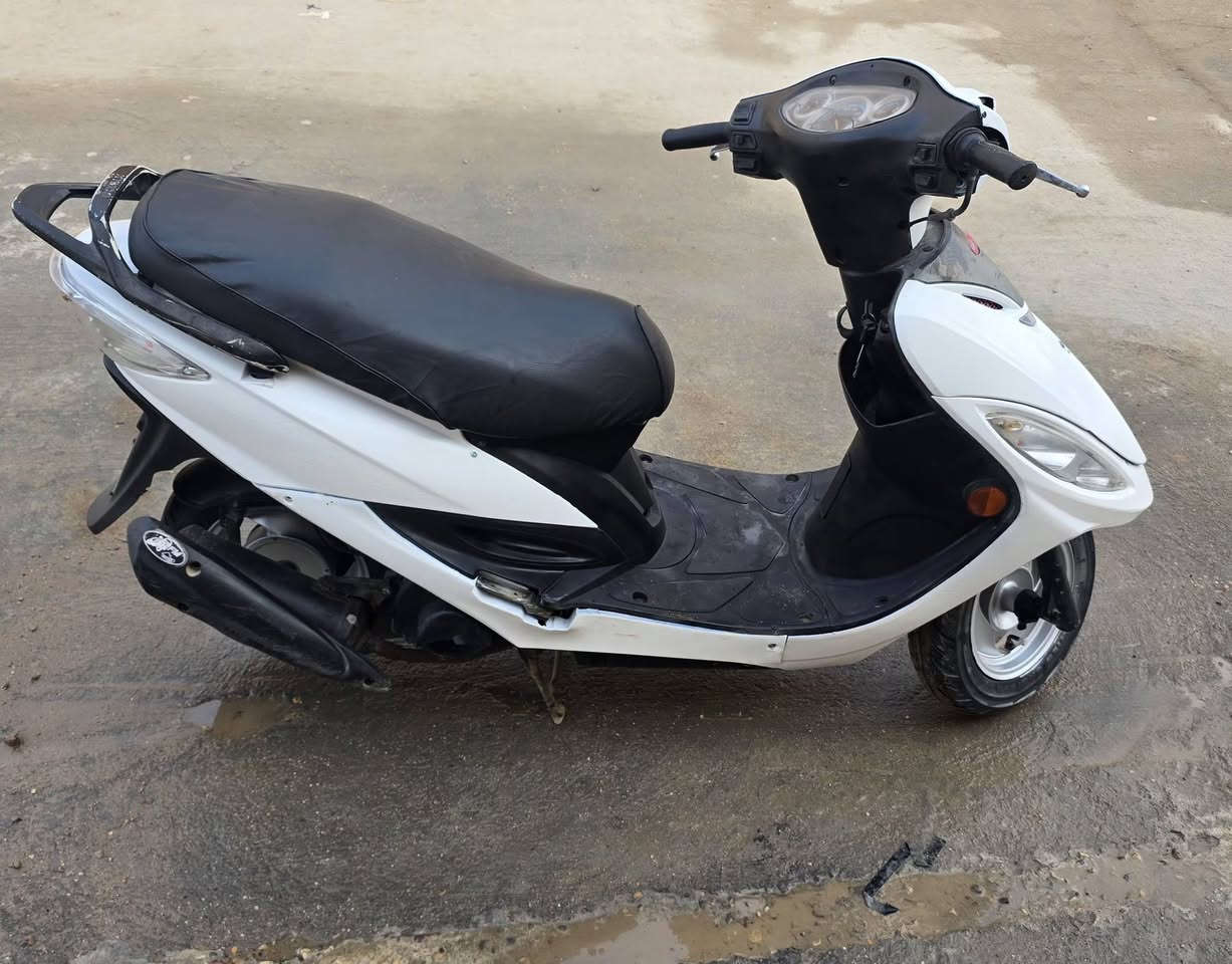 دراجه كامكو G4
مفتوحه كفرات ختم واحد
***********
