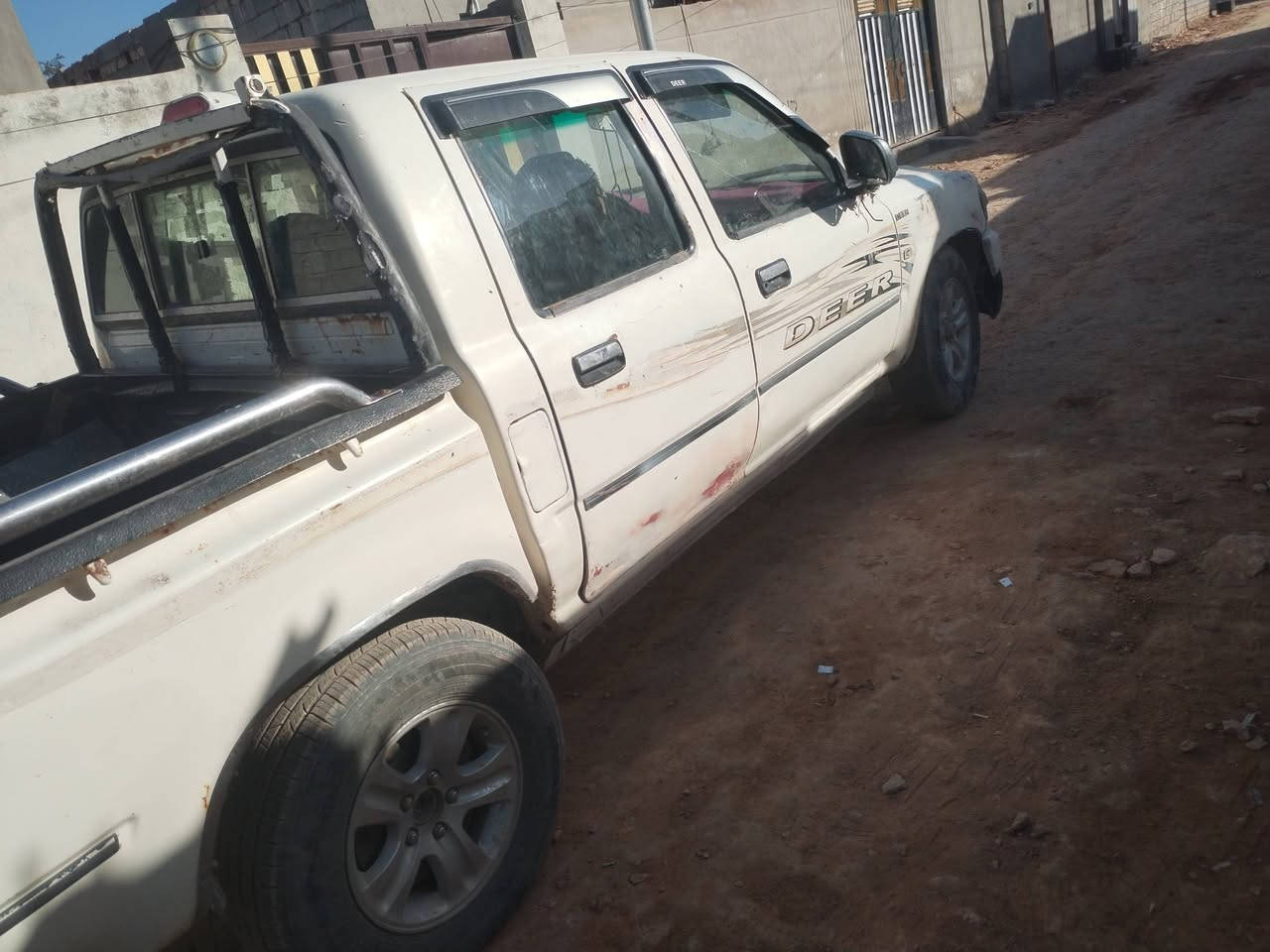 س  ع     دير 2011      رقم قادسيه بسمي
السعر 45 وبيها مجال    ***********
