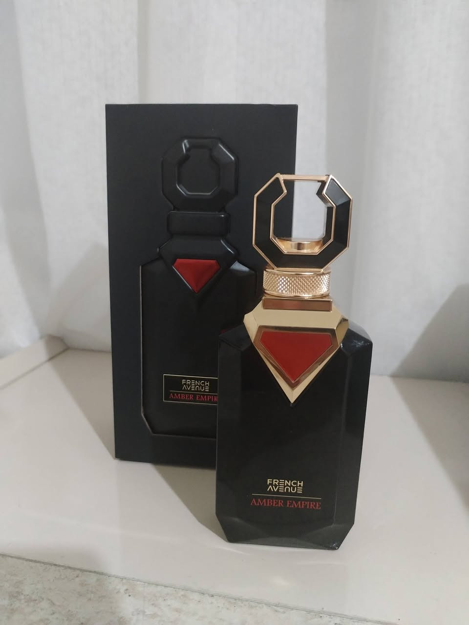 French Avenue Amber Empire
بديل Clive Christian Blonde Amber
مستعمل تقريباََ لحد الخطر الاخضر
السعر 45 الف
متوفر توصيل لجميع المحافظات


**إذا كنت صاحب هذا الإعلان وتريد حذفه لأي سبب، رجاءا أرسل رسالة إلى الدعم الفني**