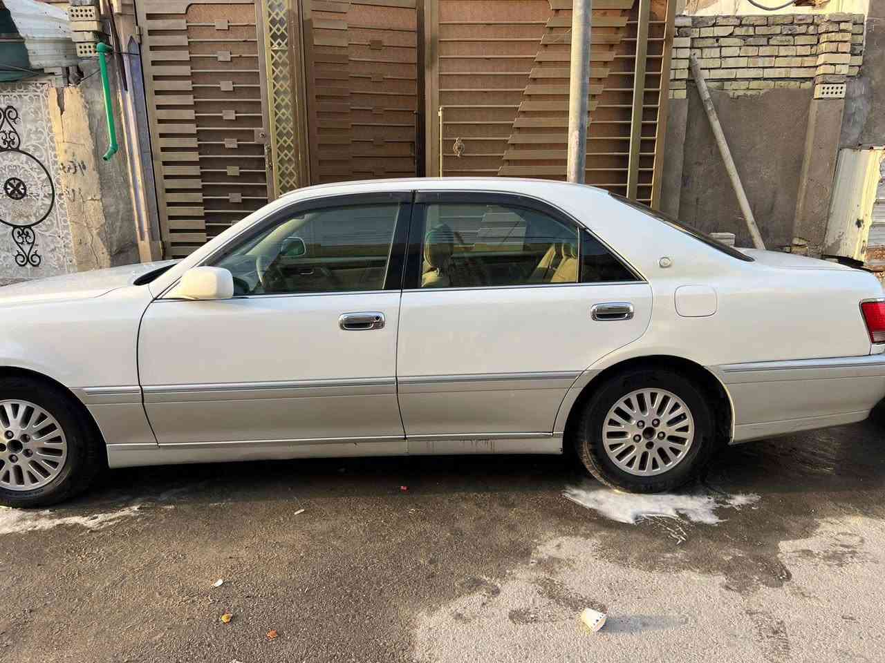 جنون أدوات أدوات كفاله من الكص دكمتين ديفور زغير سياره جاهزه تايرات جدد باتري جديد بس حداديه نص عمر السعر 50 والمكان بصره الاستفسار ع رقم ***********
