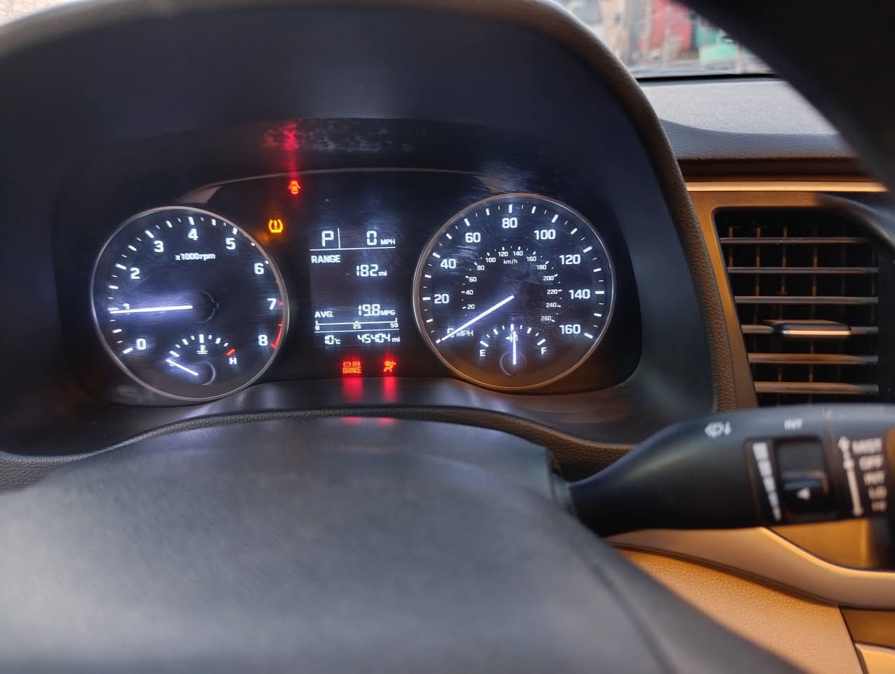 السلام عليكم النترا موديل 18احمر للبيع وارد امريكي حادثه امامي صور الحادث مرفقه بالمنشور
وبالعراق مضورب باب العبري ومصلح ومصبوغ بدون تبيدل سياره ليبل واحد محرك 2000دوش سياره جاهز من كل النواحي بأسمي السعر 125 بيها مجال سياره ماشيه 45الف للاستفسار على الخاص او رقم الهاتف ***********
