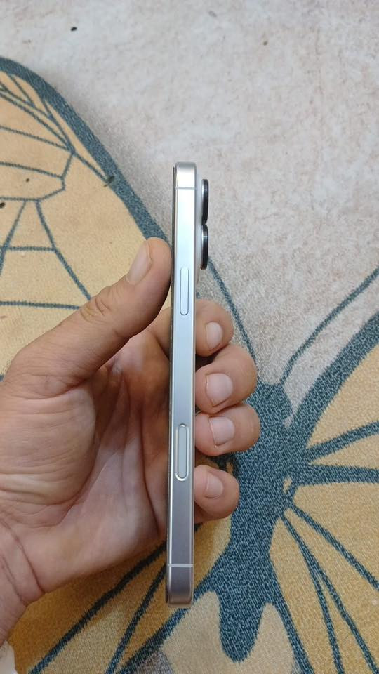 آيفون 16 برو ماكس ذاكره 256 تك خط مشحون 150 مره لون أبيض بطاريه 98 جهاز بعده جديد السعر مليون و 350 للاستفسار ***********
