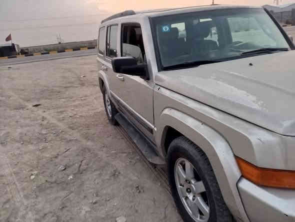 جيب كومندر 7راكب 2008 جاهزه مكينه كير حداده تبريد تخم تاير جديد ياباني كامره خلفيه شاشه بسمي رقم انكليزي السعر 70مجال قليل ***********   *********** ببهه جراد بالقماره والبنيدقليل
