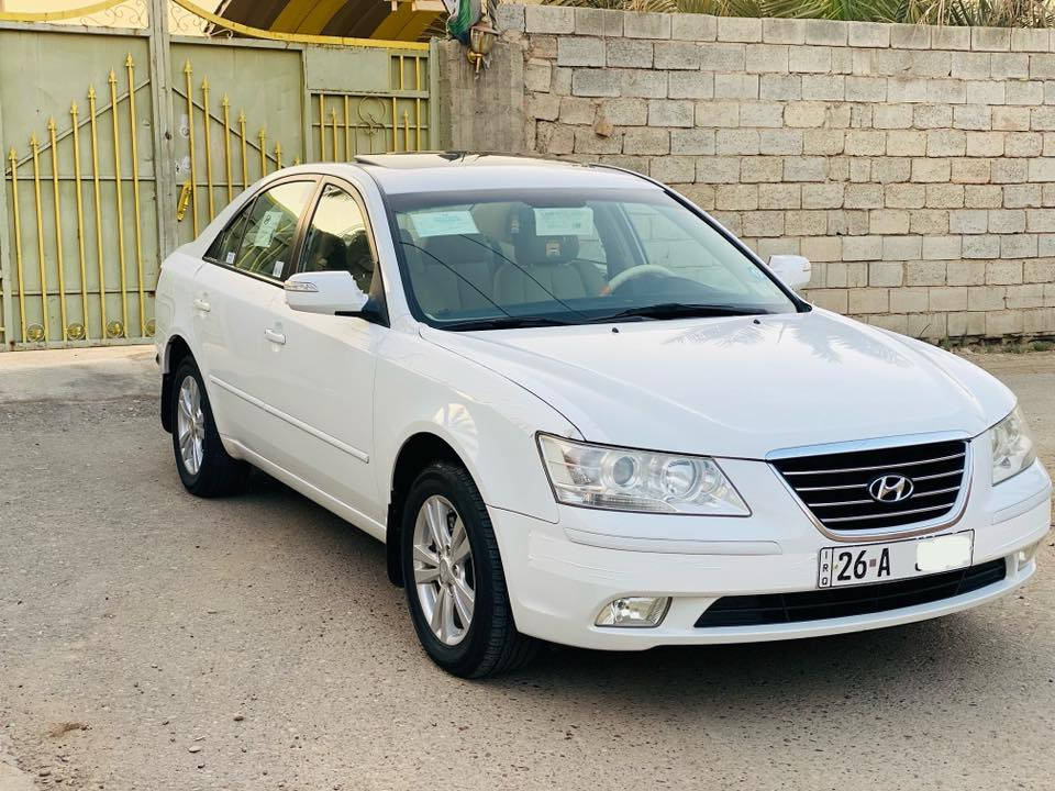 السلام عليكم للبيع سوناتا 2011 رقم صلاح الدين دولي(26) سنويه لل   2030 السياره مكفوله كفاله عامه (شرط السونار ) محرك 2000 (4 حساسات + برغي ما مفتوح بيها)
ماشيه 94 الف السياره أخت الزيرو سبير شركه منازل تخم تاير السياره جاهزه من كلشي مكان السياره صلاح الدين/بلد 
***********
