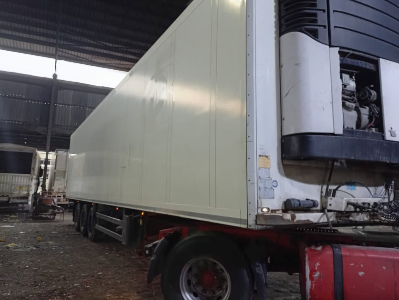 براد اشمتز للبيع موديل 2010 ارتفاع استندر   سمك5 جهاز كارير منفيس دخول جديد السعر 140استفسار ***********
