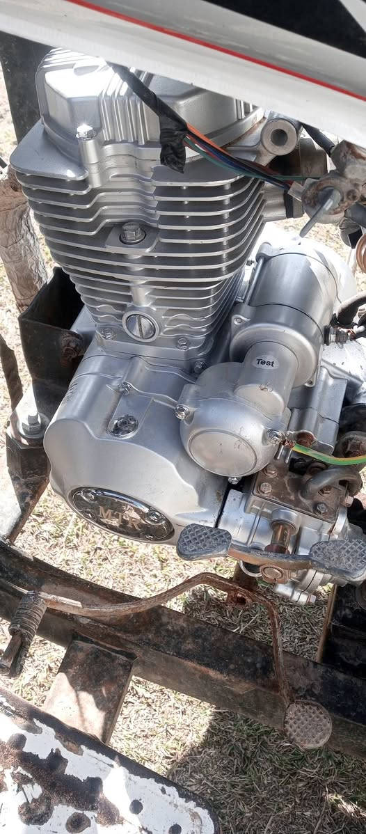 السلام عليكم ستوته للبيع موديل 20 الغراف ستوته محرك جديد ما متواجد على الفيسبوك ***********
