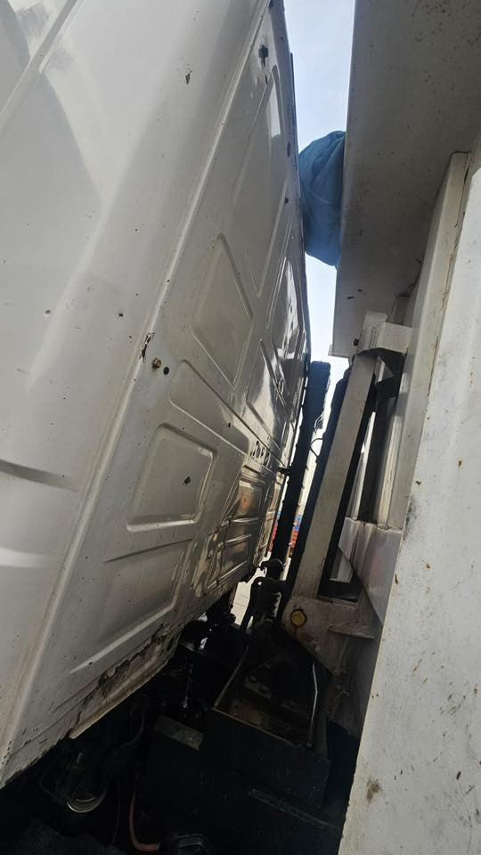 سلام عليكم اسكانيا 113 للبيع حجم محرك 380 گير محرك بشرط محرك معمر جديد لا صرف لا بخار تايرات نص عمر شاصي مطول مكفول من اي فطر سيارة جاهزة للشغل سنوية جديد لحد 2030 تحويل ثاني يوم السعر 175 
رقم هاتف ***********
