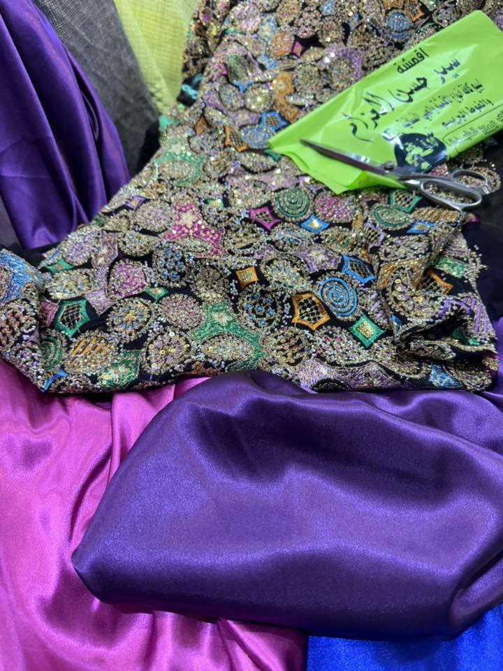 عرررض خاص جديد اقمشة سيد حسن العزام جاكار مطرز يدوي 
رمضاني مع ستن الوان ساده خاص بشت فستان 
👌سعر المتر الجاكار 12 الف 👌
👌ستن الالوان سعر المتر5 👌
لمدة 7 ايام 
📍العنوان النجف شارع كوفه نجف منطقة الحارس خلف مطعم مسك مباشرة 
🚚يوجد خدمة توصيل كافة محافظات العراق 3 دينار 
📞للحجز وات ساب *********** سيد حسن العزام #العراق #بغداد #نجف #اربيل #دهوك #بابل
