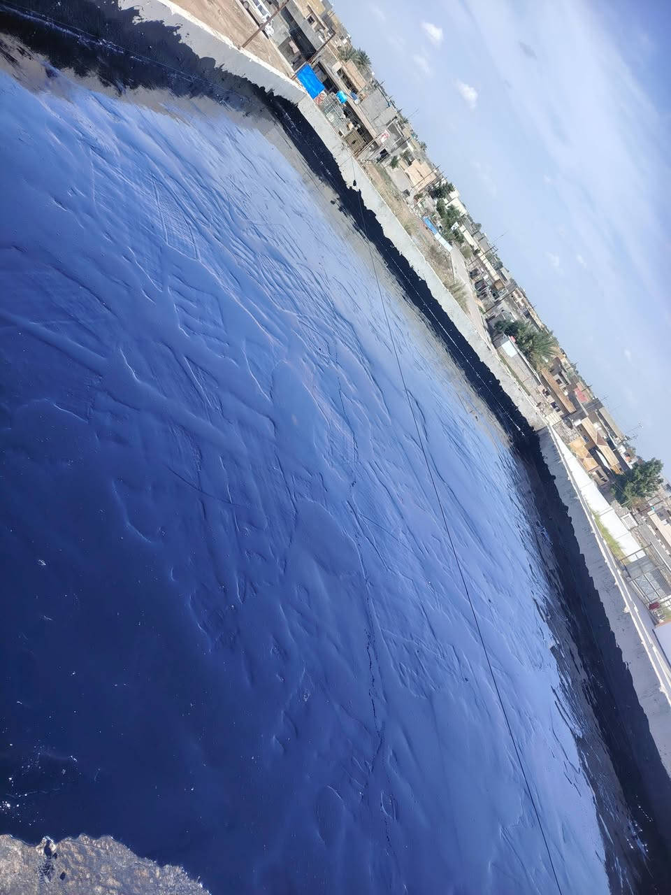 سلام عليكم التجير السطوح ولاساسات وكافه المباني درجه اوله سعر البرميل 65
***********
