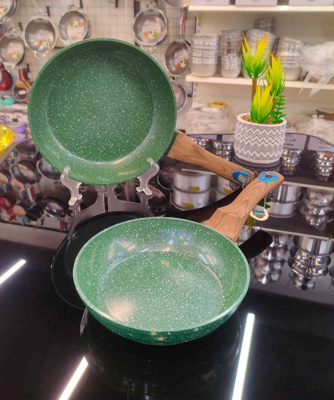 جمال اللون الاخضر ☘️
اكتبولنا يا لون تحبون نصورلكم بالتعليقات 💚

البضاعة متوفرة بالفرعين
بالاعظمية - نهاية شارع عمر بن عبد العزيز
وبالسيدية – شارع الضباط – قرب جامع الأقصى
#بلومارت


**إذا كنت صاحب هذا الإعلان وتريد حذفه لأي سبب، رجاءا أرسل رسالة إلى الدعم الفني**