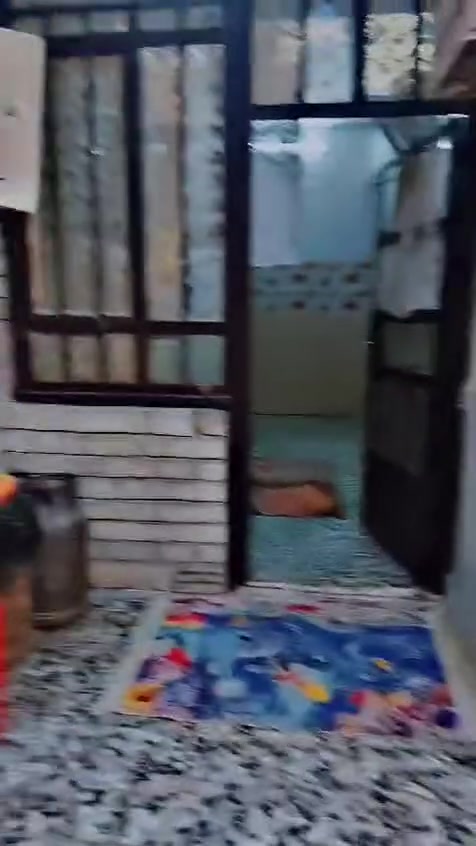 السلام عليكم
بيت ١٠٠متر طابقين فوك غرفه وجوه غرفه وصاله وستقال ومطبخ ومنور وتوليت خارجي وحمام بيت مصفر شارع البدله رابع بيت عن الشارع العام مشمول بل تطويب بي وصل امانه السعر الاتصال ماجوب خاص رجاا ***********
