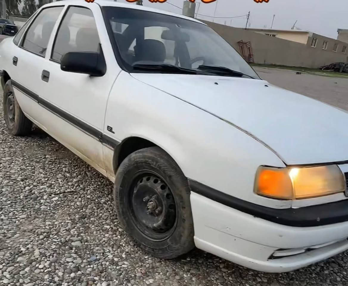 فيكترا موديل 1991سه نه وى تا 2029تازه يه كۆبۆنى به نزينى هه يه دوپارچه ى سبوغه*********** كويسينجاك, أربيل
