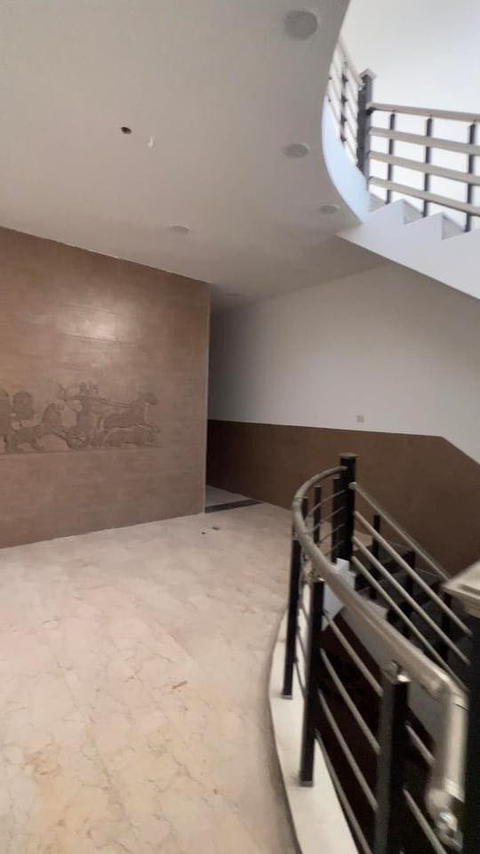 يا الله 
دار للبيع 100 م
حي الاعلام خلف د نتل ستي
واجهه 5 م
نزال 20 م
4 غرف نوم
4 خدمات
مطبخ وصاله
بناء درجه اولى 
طابو صرف
‏الاستفسار
مكتب الكرادي
*********** الاستفسار
