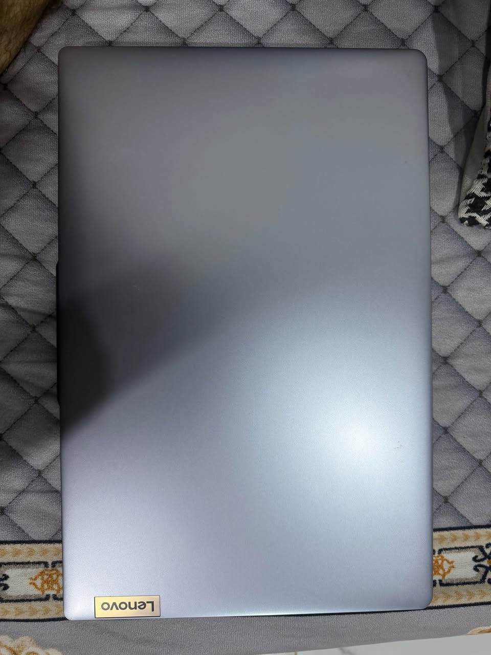 لابتوب Core i7 جيل 13 – RAM 16GB – نظافة 100%

للبيع لابتوب كسر كارتون، مشتريه من أقل من سنة واستعماله قليل جدًا، نظافة 100/100 وما بي أي مشاكل، الجهاز سريع وممتاز للدراسة، العمل والبرامج.

المواصفات:

* المعالج: Intel Core i7-13620H – الجيل 13
* الرام: 16GB DDR5 – سرعة 4800 MT/s
* التخزين: 512GB
* كرت الشاشة: Intel UHD Graphics
* نظام 64-bit

الجهاز استعمال شخصي ومحافظ عليه، حالته شبه جديدة.

سبب البيع: عدم الحاجة إليه.
السعر: 750 الف قابل للتفاوض بالمعقول

التواصل رقم الهاتف *********** واتساب
