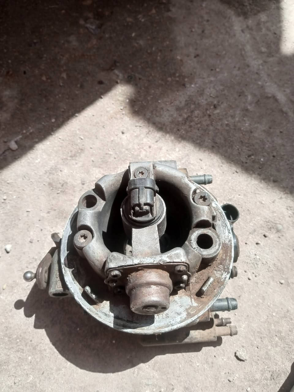 سلام عليكم غراض اوبل فيكترا 1600 للبيع كله مال حاويه شرط شغال السعر 150 مكان نجف  مشخاب ***********
