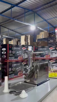 مثرامة لحم من ليبرونيك المميزات:  تتميز بسهولة الاستخدام  الشفرات حادة...