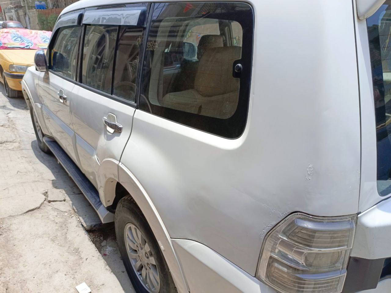 السلام عليكم... باجيرو لبيع
.....................................................
 باجيرو خليجي وارد سعودي موديل 2008  ،استخدام شخصي
العداد : 164 الف حقيقي قابل لزيادة
رقم بغداد دولي الانكليزي التحويل ثاني يوم
محرك 3000
شاشة اندرويد
مر جانبية شفط مع اضائة ترحيب
منظومة ABS
مثبت سرعة
تبريد ما شاء الله ثلج
صدر امامي و خلفي جديد
دسكات امامية وخلفية جديد
منظومة بانزين جديد (فيتبم ياباني جديد+ نوزلات مع بلكات جديدة وكالة المفيد)
باتري جديد اميرون(الاخضر)
تخم تايرات جديد 2026
ادامة رولات قوايش كلها جدد
مابيح لييد
السيارة بيها قطعتين صبغ
الموقع بغداد حي اور
السعر 114  وبيها مجال
الهاتف: ***********
...............
الرجاء قراءة المنشور وتصفح الصور زين قبل الاتصال، غير متواجد دائما على الفيسبوك والي عند نية شراء يتصل ..رقمي موجود اعلاه المنشور
