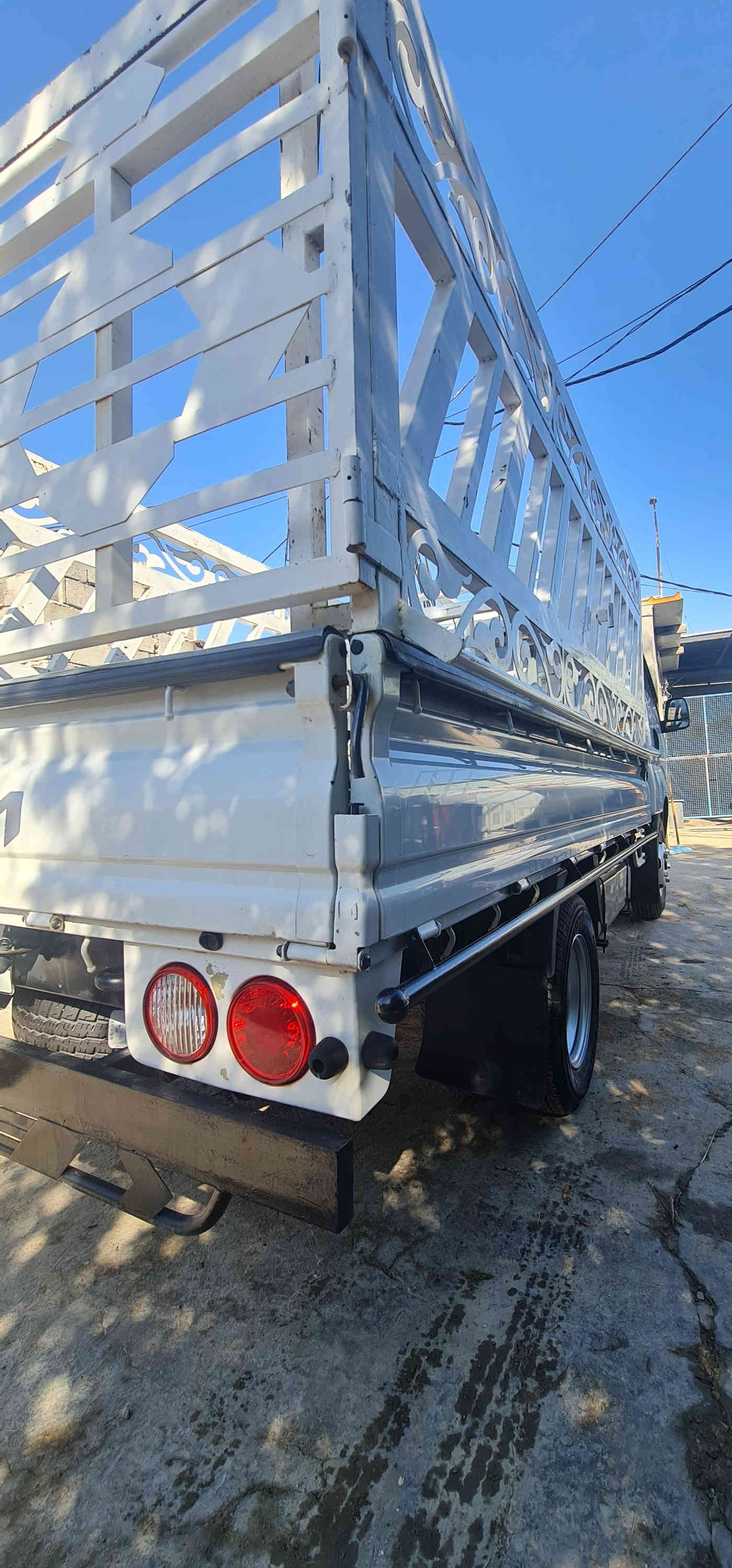 السلام عليكم
فحل موديل 2020الشكل الجديد رقم بغداد بسمي السيارة كفالة على وضع الشركة ماشية 105 سيارة جديدة محور ويل وتانكي تخم تاير ياباني جديد علما السيارة استعمال شخصي متصرف عليها دينار جاهزة من كلشي السعر165 بيها مجال مكان ديالى ***********
