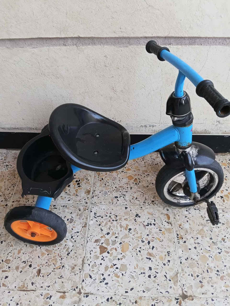 السلام عليكم اغراض للبيع سعر مناسب


**إذا كنت صاحب هذا الإعلان وتريد حذفه لأي سبب، رجاءا أرسل رسالة إلى الدعم الفني**