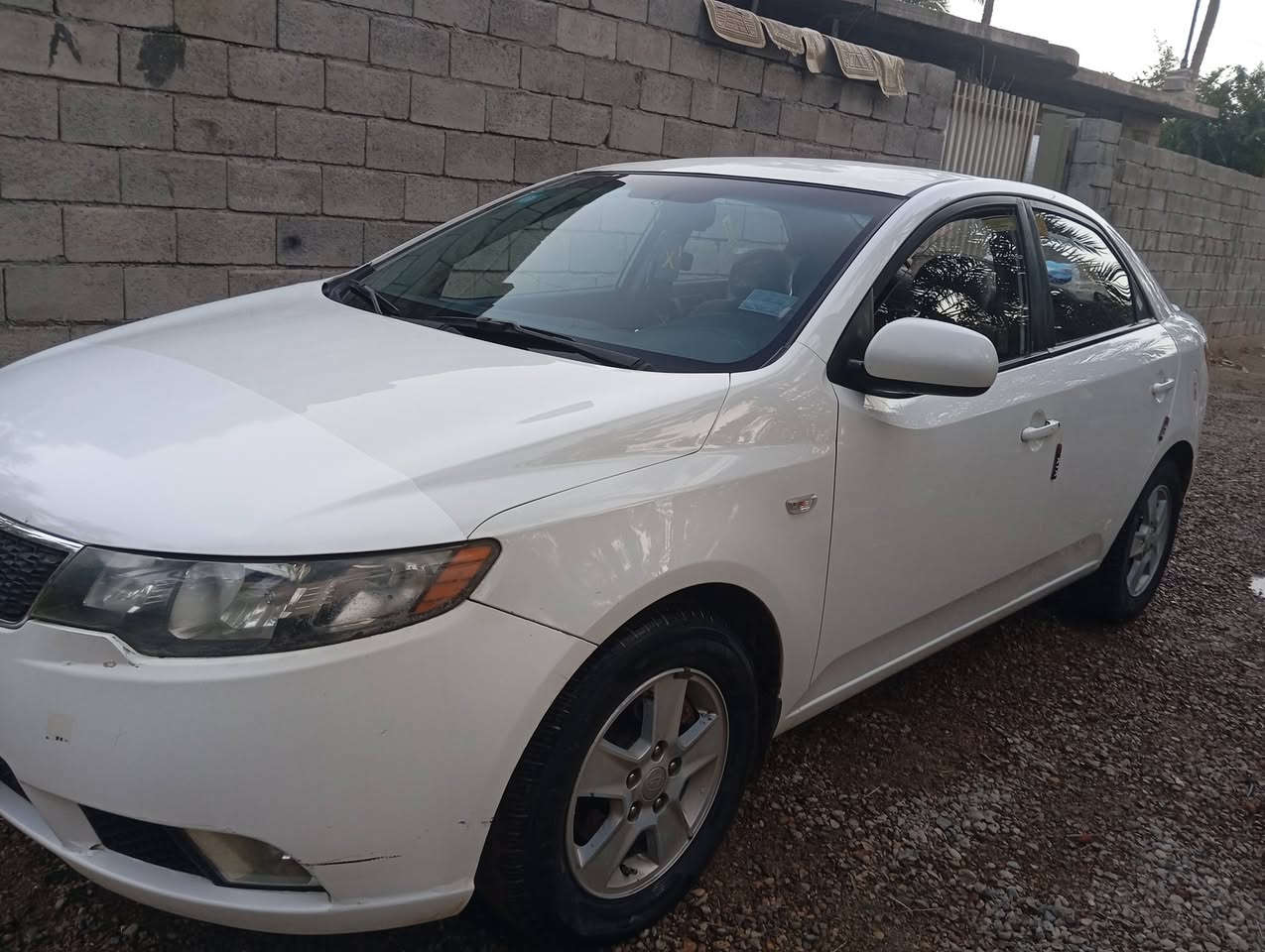 سلام عليكم سياره فورتي 2009 للبيع او مراوس سياره  رقم كركوك مميز مشروع وطني بسمي مكينه وكير كفاله عامه شرط بدون تنقيص وتبخير كير اوتماتيك سياره بيه تلحيضات بل هلالاات تايرات نضيفه داخل نضيف جام كهربائي مري كهربائي وتحكم  سياره تبريد تدفئه كامله مابيه اي نقص ورقم  صاحبه *********** للاستفسار
