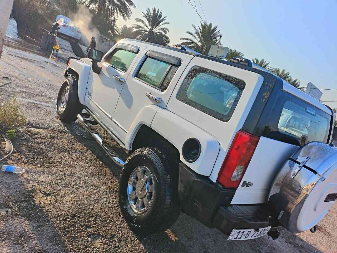 السلام عليكم همر موديل ٢٠٠٧ بغداد باسمي محرك وكير بلادي بيها طخة اباب الصدر صبغ باب لمراوس بماليبو مكان السيارة بغداد تواصل على الهاتف ***********
