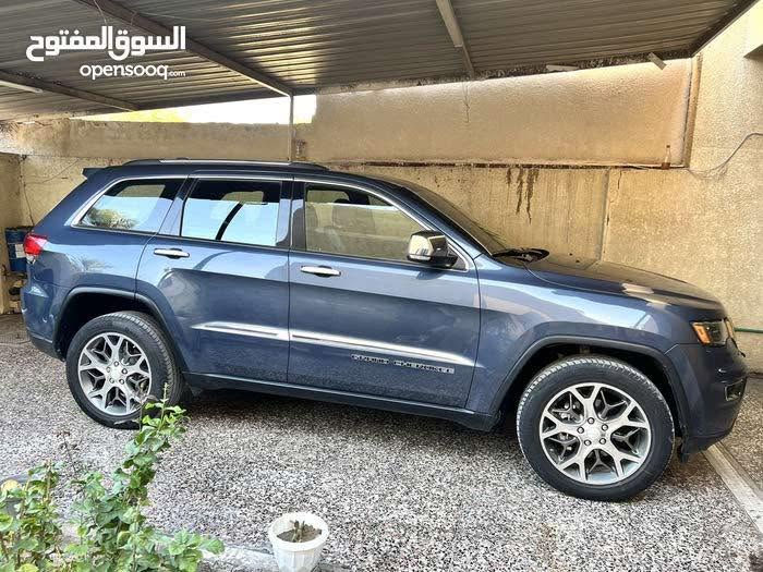 السلام عليكم
جيب لمتد للبيع موديل ١٩ 
حادث خفيف مرفق بالصور 
سيارة كاملة من كلشي وجاهزة ماشيه ٧٢ الف 
تواصل ***********
متوفر واتساب
