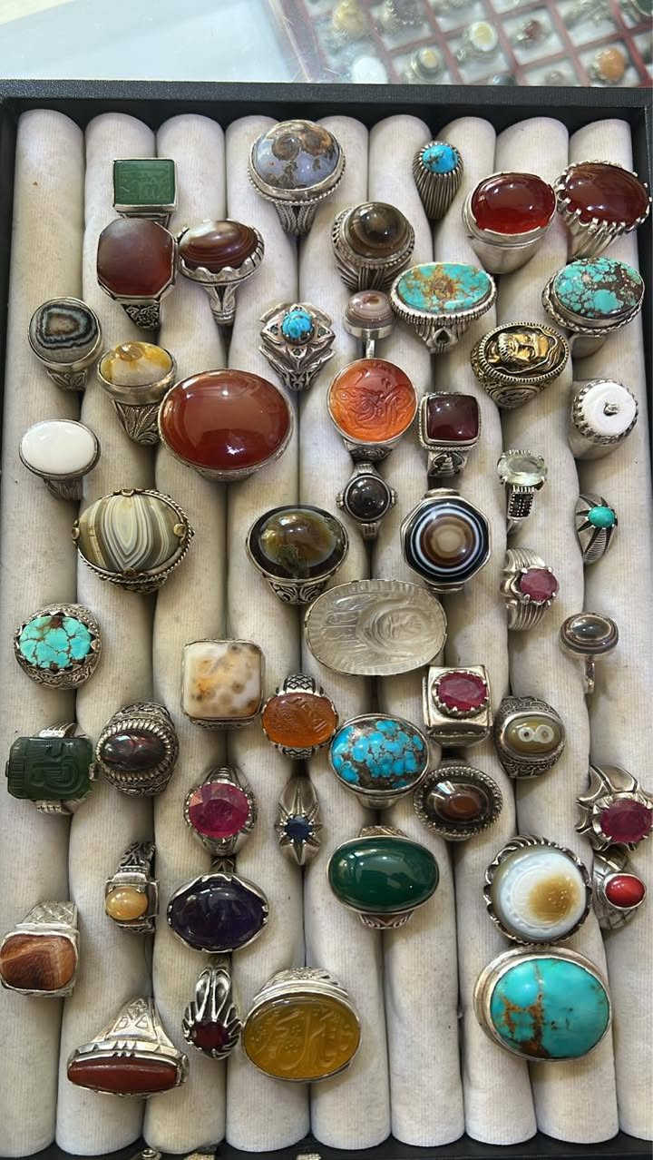 ***********
كل قطعه وسعرهه
