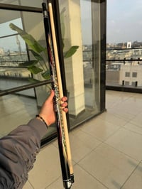 عندي ٢٥٠ كيوب بليارد  متنوع   و كيوبات جديده  و اضائه بليارد جديده بل ...