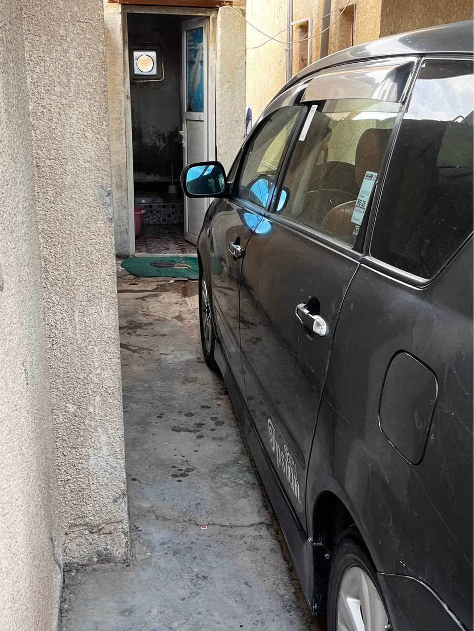 ابصم كفاله من الضربه والصبغ تحتاج ترتيبات خارجيه بسيطه رقم ذي قار تم دفع رسوم والكمرك وباقي على إسلام اللوحات الجديده محرك كير حداديه كلشي جيد سعر 85  وبيها مجال رقمي *********** مكاني البصرة البصرة, العراق
