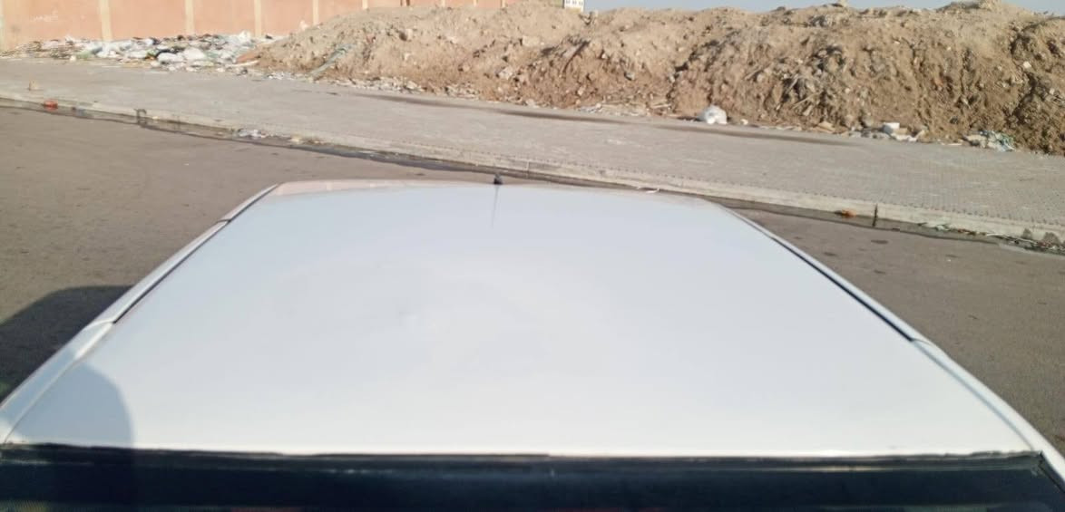 السلام عليكم بيجو موديل ٢٠٠٣ سنويه الحد ٢٩ سياره تخم تاير باتري جديد نوزلات جدد باسم ابن عمي بيه تنقيص قليل اطلع بيه وين متريد مكاني بصره السعر ٣٨ مكفله من الضربه الهاتف *********** أبو علي
