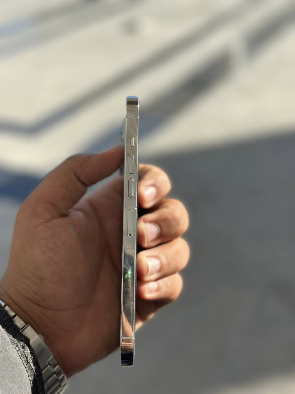 ايفون 13 برو ماكس ذاكرة 512
بطارية 76 بس صرفها كلش حلو يعني متصرف شحن الجهاز مكفول من الشخط فقط مبدل كامرة اصلية مال تفصيخ غير هذا كلشي ممبدل بٓـي السعر 600

العنوان بغداد العامرية

***********
