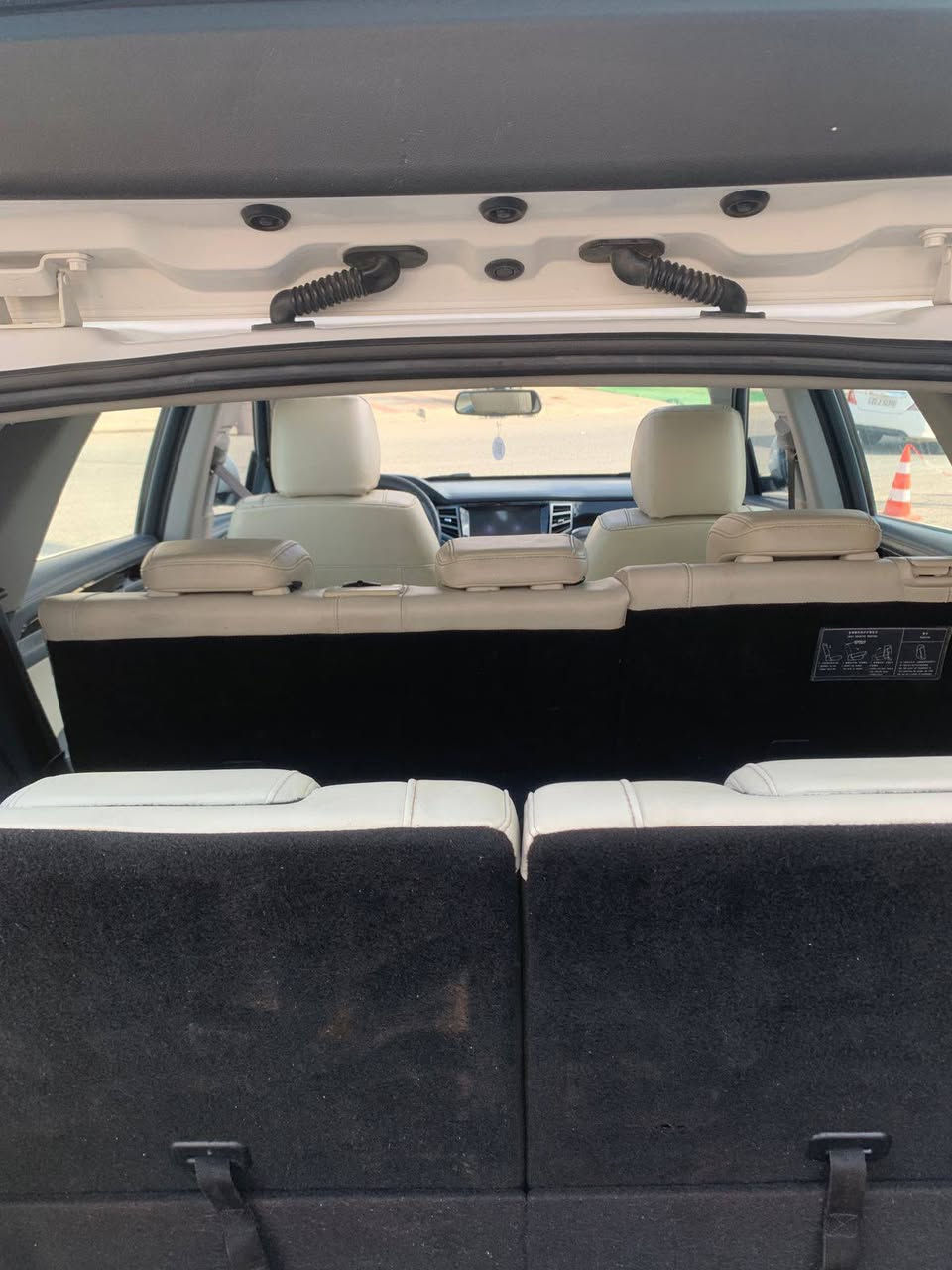 کــــــوردی : 
تەنها فرۆشتن بە نقد 
گۆڕینەوە ناکا 

دۆمــــــی Domy  X7
مــــــۆدیل / ٢٠١٩
فوول مواسفات 
پانۆڕاما ، کوشین جلد و ناو زەرد 
سێ ڕیز کوشن ، تەبرید مەرکەزی 
شاشە و کامیرا ، سندوق شەفت

مەکینە V4_20 تۆڕبۆ ، کەپس 
ڕەقەم دهۆک  هەزەی نوێیە 
ڕۆیشتن 150 هەزار کم 
کلین ، بێ سبوغ ، بێ ئێڕباگ

تێبینی / ٩٠٠ $ دۆلار غەڕامەی لەسەرە لە نرخەکەی دادەبەزێ 

نـــــــرخ      ۱۱٥ $

ناونیشان هەولێر / ئازادی 
بۆ پەیوەندی

عربي 
فقط بیع نقدي ، مایراوس 

دومي Domy  X7 
مـــــودیل / 2019 
فوول مواصفات 
بانوراما ، كشن جلد و دواخل اصفر 
سبعة راكب و تبرید مــــــركزي 
شاشة و كامیرا ، صندوق شفت

محرك / V4_20 تیربو ، کبس 
رقم دهوک ، هزە جدید 
ماشی 150 الف کم 
کلین بدون صبغ و حادث 
سیارة عائلیة و عالیة و مرتبة 

ملاحظة / ۹۰۰ $ غرامە علیها ینزل من السعر 
سعر مناسب   ۱۱٥ $ 

عنوان السیارە اربیل منطقة آزادي 
للاستفسار أربيل, العراق


**إذا كنت صاحب هذا الإعلان وتريد حذفه لأي سبب، رجاءا أرسل رسالة إلى الدعم الفني**