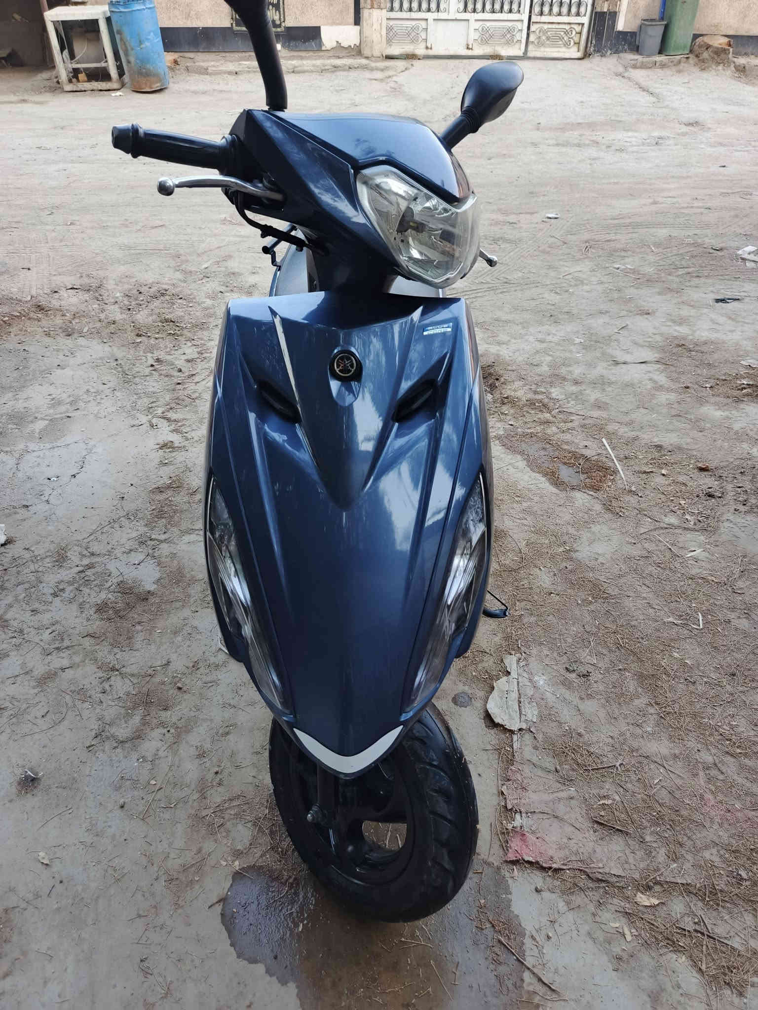 للبيع دراجه ياماها  اكزز  حديث
‏,‎الصناعه:ياباني ،رمبه       
مكفوله كفاله عامه 
‏‎السرعه,،،(140 )     

‏(cc حجم المكينه 125)
‏‎المحرك:نضيف كلش
وبيهه نضام اقتصادي في البانزين 
وستاند كهربائي ماشيه 24
‏‎كامله أيٌ نقص مابيها‎     
السعر 1600 وبيه مجال

‏‎المكان حله جبله ***********
