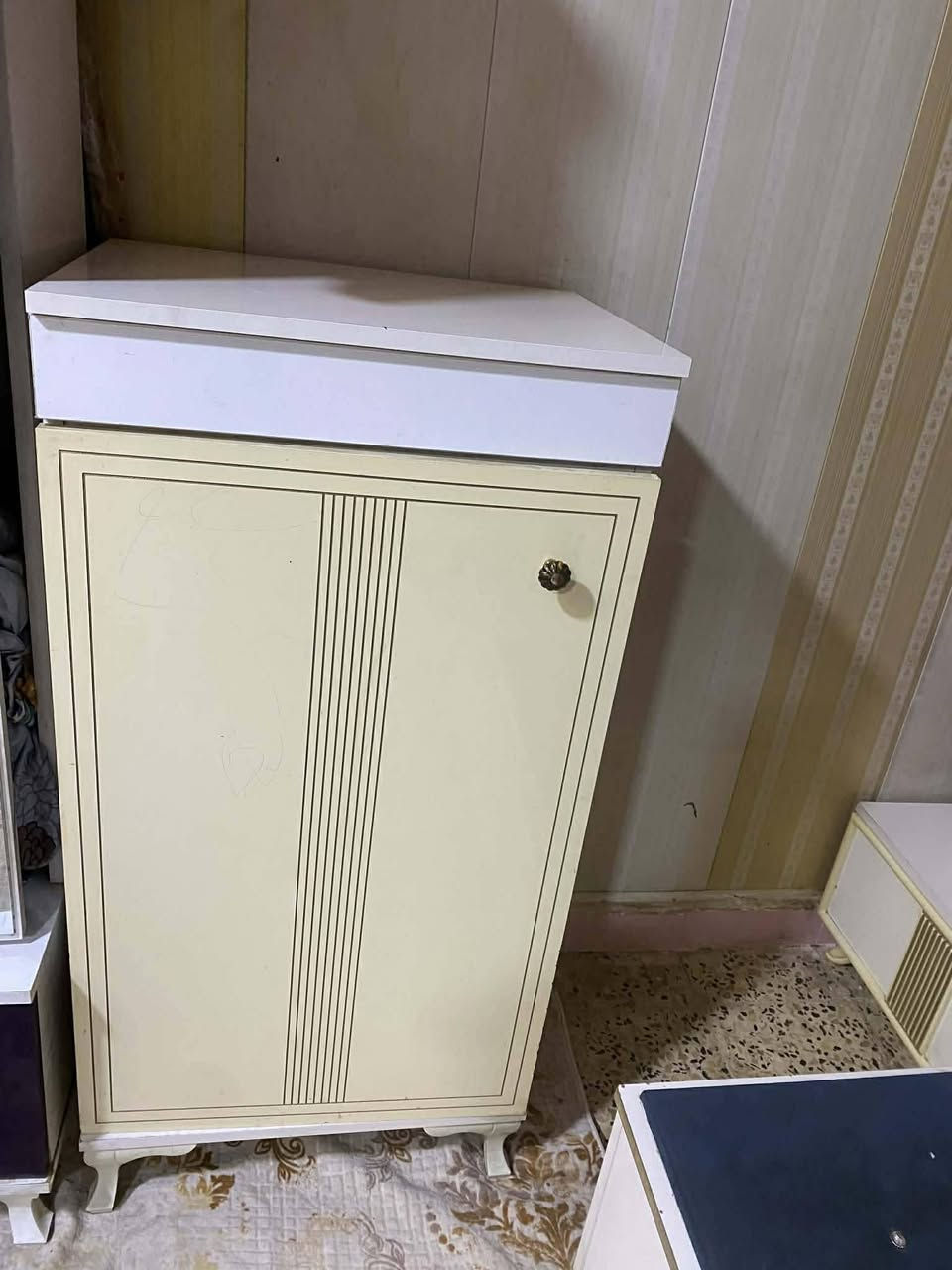 سلام عليكم غرفه نوم تركيه للبيع نظيفه كلش وضخمة كلش السعر 800 وبيه مجال بسيط


**إذا كنت صاحب هذا الإعلان وتريد حذفه لأي سبب، رجاءا أرسل رسالة إلى الدعم الفني**