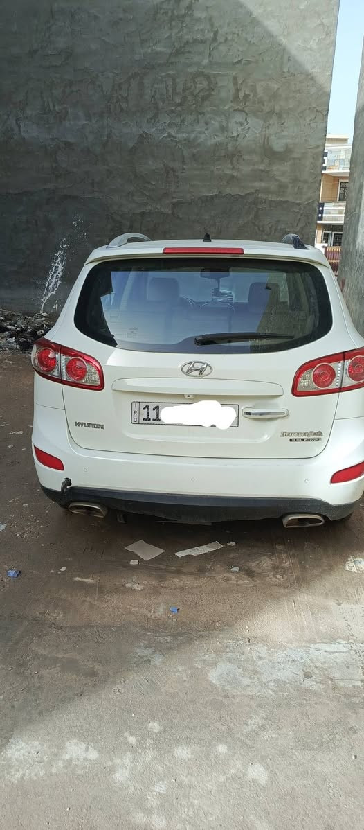 سنتافيا ٢٠١١ خليجي ٦ سلندر ٣٥٠٠ فول مواصفات
فور ويل رقم بغداد الانكليزي باسمي وهزة بعدها مساقطة 
حساسات خلفية 
شاشة وكامرة
سلايد
٧ راكب
٣ قطع تبريد 
كشن كهرباء
كشنات جلد
تحكم ستيرن جهتين 
بصمة ابواب  وتشغيل
مري شفط واشاير بالمري
محرك مفتوح تبديل كازكيت على ايدي وكفالة لاتبخيرةولا تنقيص ولا رواجز
صبغ ربع الجاملغ الامامي وجزء من باب السائق
كير مكفول
مكانها بغداد  السعر ١٤٥ ورقة قفل
***********
