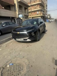 بلايزر 2023 محرك 2000 تيربو ماشية 50 الف  بيها هواي مواصفات حادثها بني...