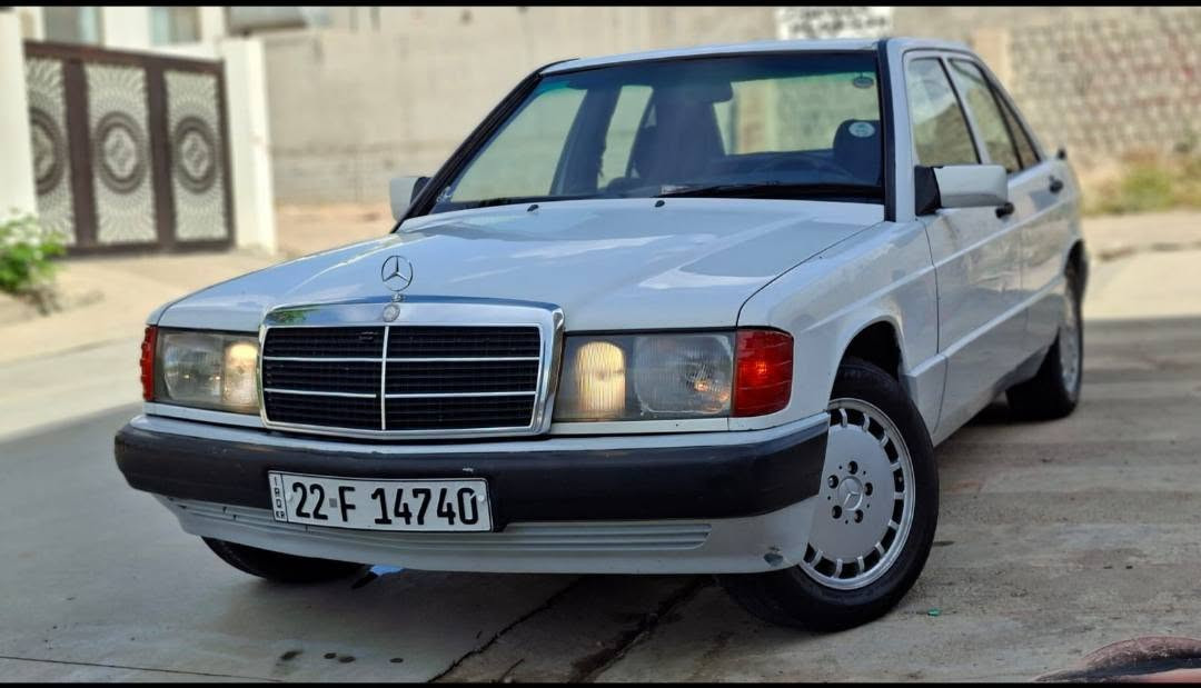 سلام عليكم للبيع مارسيدس 190 موديل 1988 محرك بيلاد 4 سلندر 2.0 كابريتر صبغ بلاد كيرعادي بدون تبريد قواعد دبلات سليمة تايرات جديدة و دبلات جديد هزة و سنوية جديد لحد 2031 سيارة غرفة جديد دشبول مابي فطر جاهزة ملاحظة محرك بي خيط تبخير بونيت و جاملغ امامي سكن صبغ و جاملغات خلفية تعديل بارد سيارة مابي معجون سعر 55 بي مجال مكان كركوك *********** شرط غرامة و تحويل
