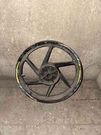 للبيع • قطع غيار