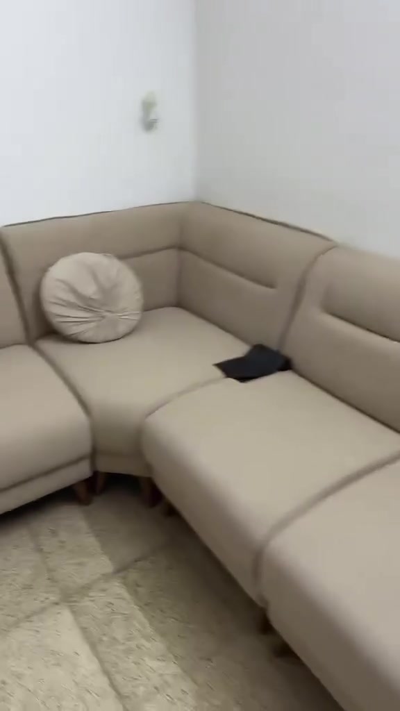 السلام عليكم
عندي هذا الديوان جديد اضطريت ابيعه اخذته ب٩٠٠من اسبوعين اريده ب٧٠٠


**إذا كنت صاحب هذا الإعلان وتريد حذفه لأي سبب، رجاءا أرسل رسالة إلى الدعم الفني**