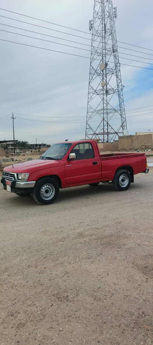 تيوتا موديل 2001 رقم بغداد الماني مكفوله كفالة عامه  بيه بيه بارد شويه كير محرك اكسل مكفول مواصفات جي ال بارو ستيرن سنتر لوك تفتح ع بصمه تدفئه وتبريد تخم تاير جديد ما تصرف عليه دينار واحد  مكاني ديالى *********** موجود عرقم وتساب
