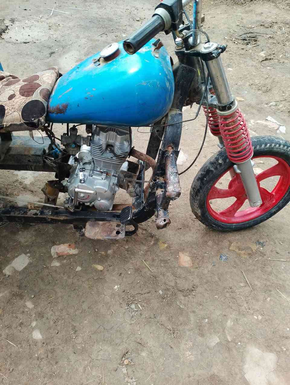 سلام عليكم شباب ستوته أم تي ار كلك مكفوله مكينه بيها  ٢٥ ما بدل بيها برغي بس كلجات اكسل بيها جديد مال جمره ستوته مال شغل شغل وروح ب ٤٥٠ بيها مجال بصيط الشراري ***********
