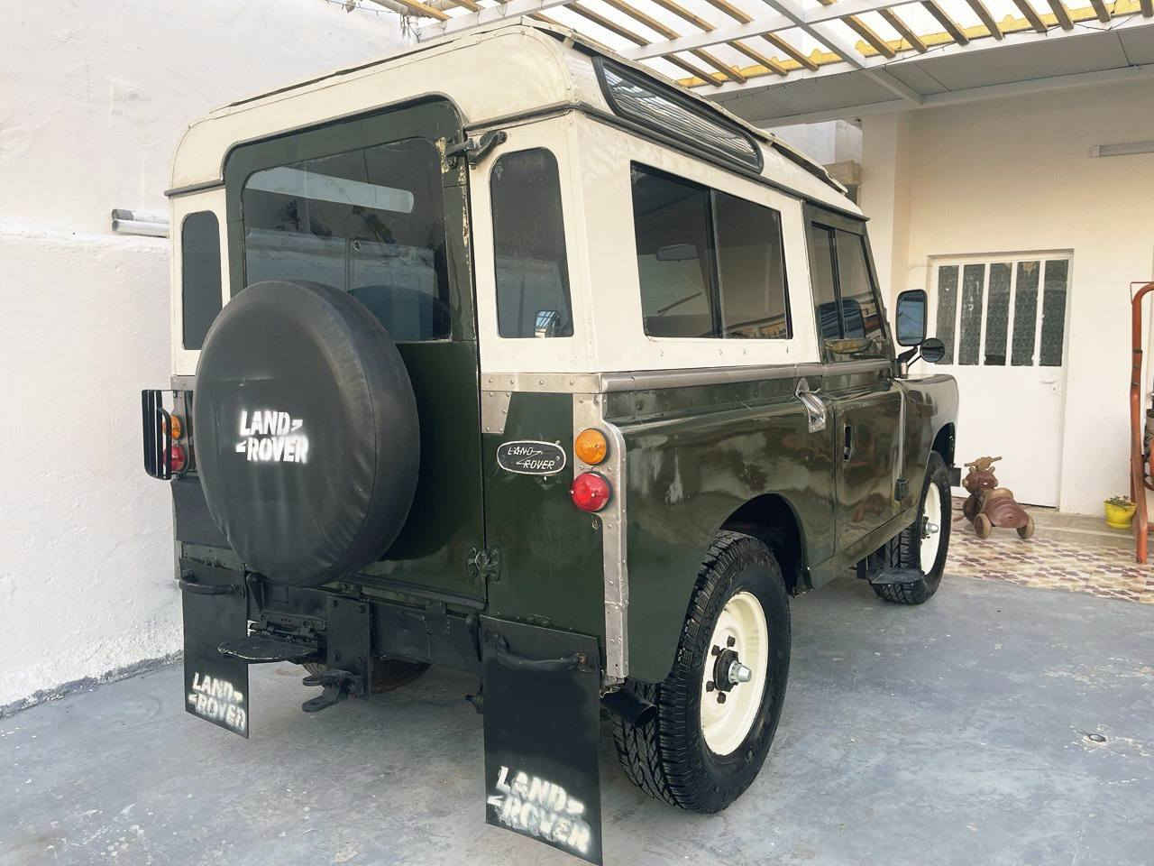 لاندرۆڤەر109وەسەت مۆدیل 1977
گیڕمەکینەبیلادی چوارپستۆن V4
بنزین.ڕقم هەولیرهەزەفعس سنوی
نوێیە تاوەکو2030سەیاڕەکەلەهەولیرە
*********** أربيل, العراق
