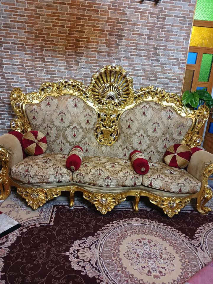 تخم زان مصري عشر مقاعد مع ميز وسط وطبلات اثنين الاتصال***********
