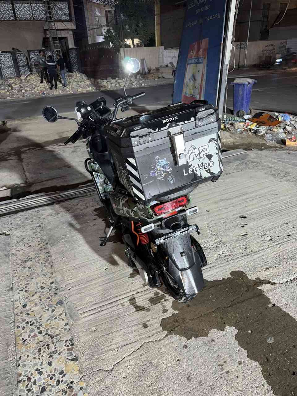 دراجه شحن للبيع 
اسم دراجه اباجي عسكري 
ملاحظه دراجه كلش جديده اخذته صار اقل شهر 
سعر دراجه 
مليون و 250
رقم هاتف ***********
