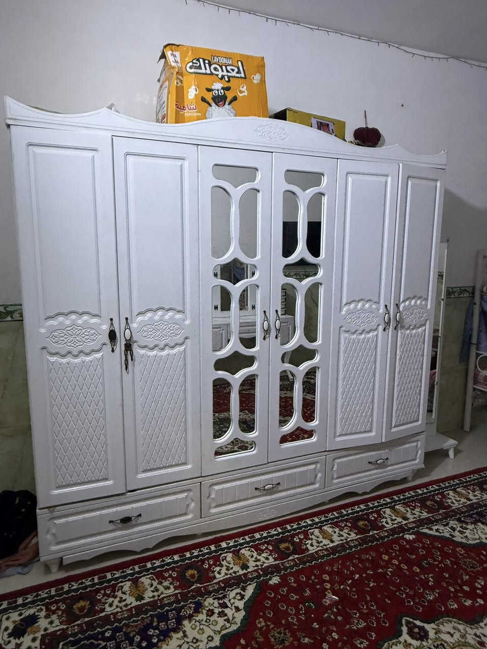 سلام عليكم غرفه للبيع عنوني بغداد حي اور *********** السعر 250
