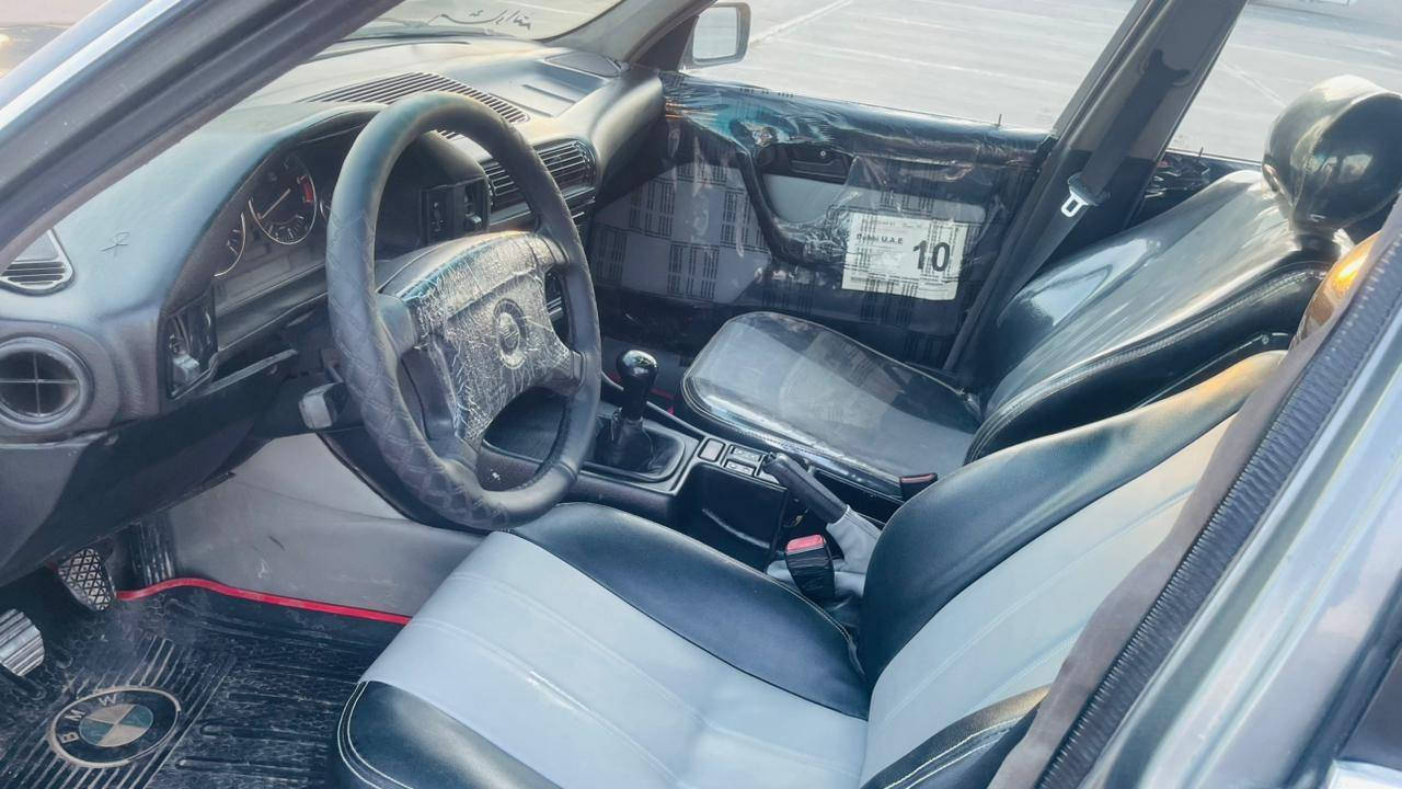 سلام‌علیکم ورحمةالله
کوردی✍️ و عربی✍️

بی ئیم BMW 5250 بۆفرۆشتن

- مۆدێل 1993 ژمارەهەولێرە

- فول مواسەفاتە گێڕعادیە

- پێشی کەپسە 1 چاملغی دواوەی گۆڕاوە

- غەڕامە 900 دۆلاری لەسەرە

- سەیارەیەکی زۆرجوان و بێکێشەیە ژمارە هەولێرە گێڕومەکینە و تەقەوڕەقە و بەناوکردن و هەمووشتێکی بەشەرتە

- نرخی 53 وەرەقەیە و معامەلەیەکی برایانەشی تێدایە
شوێن هەولێر
۰۷٥۰۳۷٤۳۰۳٦
کۆڕەک ڤایبەر واتساپ
----------------------------

عربی✍️

سیارە بی ام ٥۲٥ BMW للبيع

- مودیل ۱۹۹۳ رقم‌اربیل تحويل بشرط

- فول موا‌صفات گیرعادی

-سیارە بجم کبس فقط واحد جاملغ خلفي مبدل

-  ۹۰۰ دولار عليها غرامه

 - سياره نضيفه جدا رقم‌اربیل تحويل وكاله گیرمحرک حدادیە کلشی بشرط

سعر ٥۳ ورقه وبیهامعاملە
مكان اربيل

للاستفسار اتصل برقم صاحب سياره
۰۷٥۰۳۷٤۳۰۳٦ أربيل, العراق
