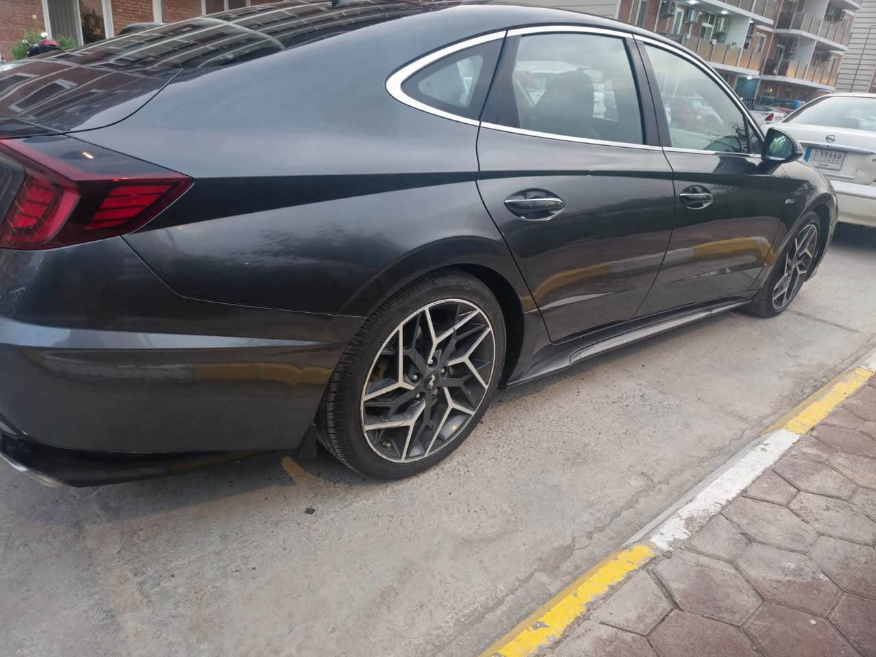 سوناتا  موديل 2022 Nline 🔥
لون كري  
مكينة 2.500 تيربو  
افضل مكينة بهل فئة تتحمل جهد وراسك بارد 

1-بانوراما ع طول السقف 
2-بصمة دخول ذكي 
3-انارة داخليه محيطيه متغيرة الالوان 
4-كير دبل كلج 8نمر 
افضل كير يتحمل بج وتفحيط وقوي DSJ
احدث كير وللعلم حتى ما اجه بالموديلات الي بعدها اجة كير اقل قوة 
5-كشنات رياضي حاضن ومختوم N
6-تدفئة كشنات
7-كشنات جلد وكنتارا
8-سماعات عدد12 نظام BOSS
9-وضعيات القياده 4
 (NORMAL - SPORT - SPORT PLUS - CUSTOM)
10-انارة داخليه محيطيه 64 لون
11-ماسحات اوتو (بالامطار)
12-لدات اماميه
13-ويل مختوم N
14-اوتو هولد
15-لايت زنون
16-هاند بريك بصمه
17-نظام النقاط العمياء
18-شاشه دجتل كبيره
19-عداد الكترونيه متغيرة الالوان
20-نظام ترحيب
21-كرسي كهرباء
22-رادار امامي
23-رادار خلفي
24-رادار جانبي
25-مود درايف
26-تبريد بيانو
27-كروس تثبيت سرعه
28-شاحن وايرلس
29-شحن سريع
30- 4منافذ USB
31-شفتات ستيرن 
32-تشغيل عن بعد
33-قياده اليه
مكاني بغداد 
رايدها ب 183 ورقه 
للاستفسار *********** بغداد, العراق
