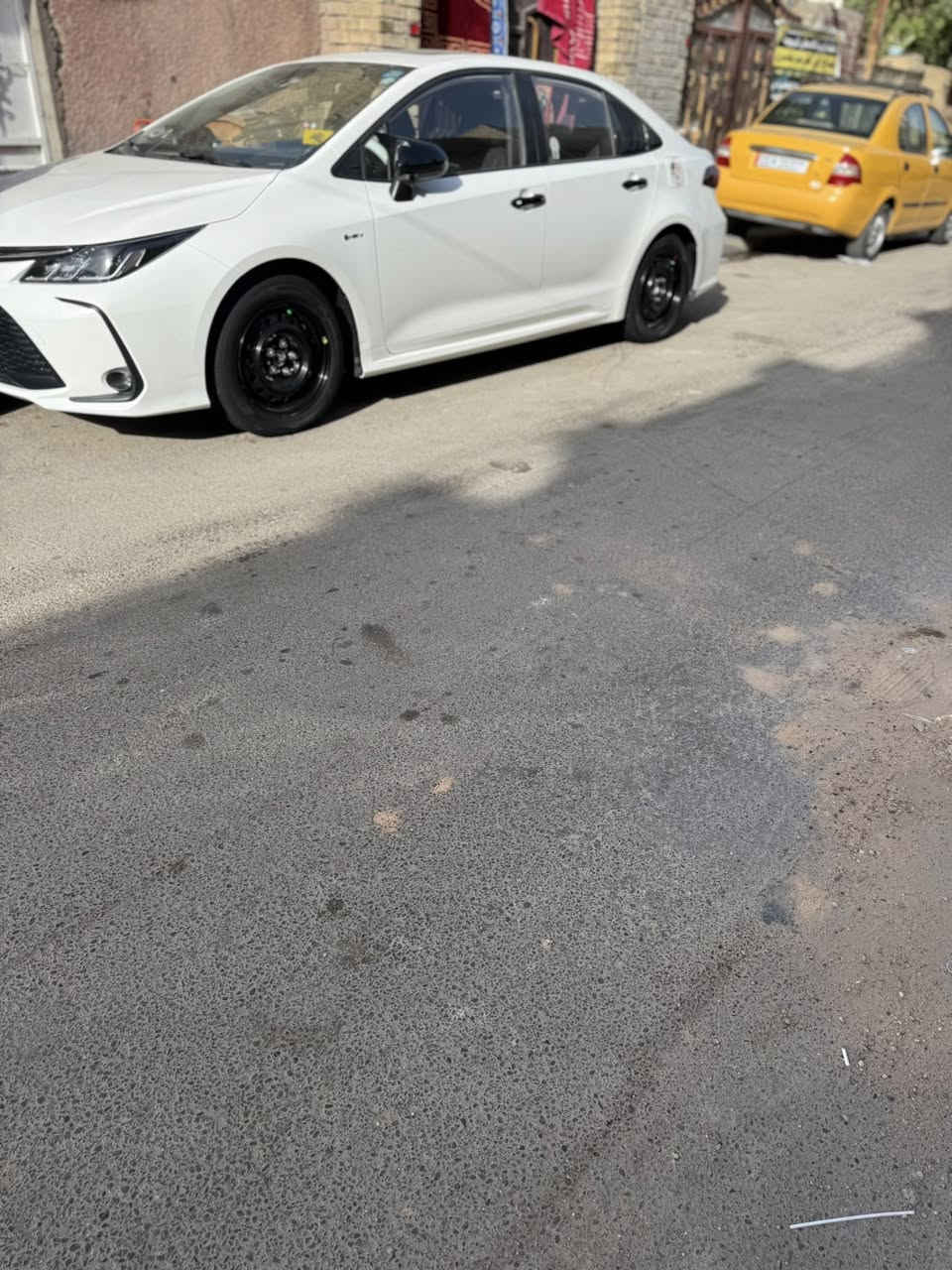 كورلا هايبرد مديل 2025 للبيع فول موصفات خليجي بصمه فتحه رادار بيه رصعات 2 فقط ماشيه 12 الف كفاله عامه مدوشمه كاعيه رقم بغداد بسمي تحويل مباشر  السعر 158 $ وبيه مجال العنوان ديالى جديده الشط ***********
