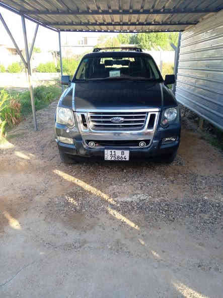 السلام عليكم
يالله فورد اكسبلور موديل 2010
سياره مكفوله صبغ حزام تخم تاير لون ازرق غير محدد 
6سلندر محرك 4000 رقم بغداد الانكليزي هزيه قبل شهر  جديده سنويه الغايه 29 سعر 105 وبيها مجال العنوان بغداد البياع سويب 
رقم الهاتف ***********
